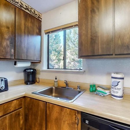 Sierra Swiss Chalet شيفير ليك المظهر الخارجي الصورة