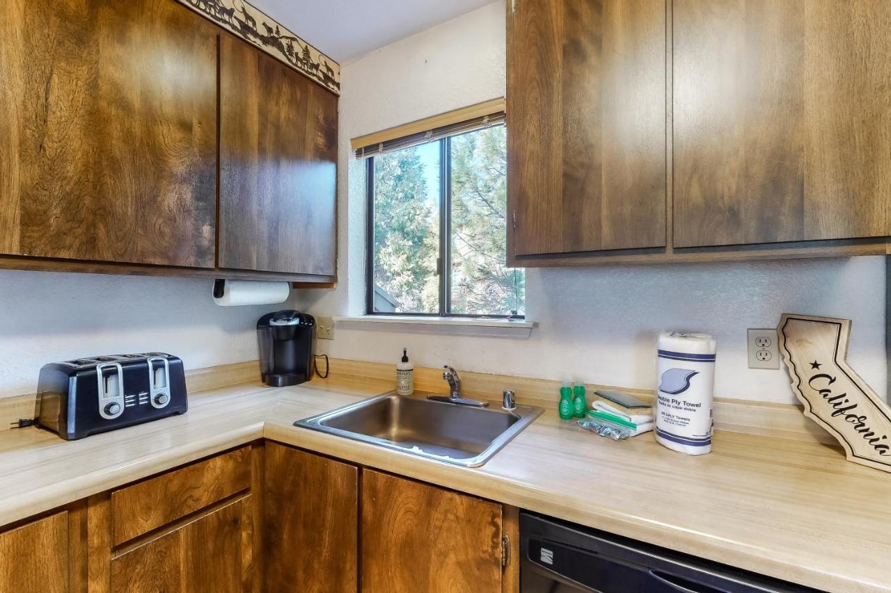 Sierra Swiss Chalet شيفير ليك المظهر الخارجي الصورة
