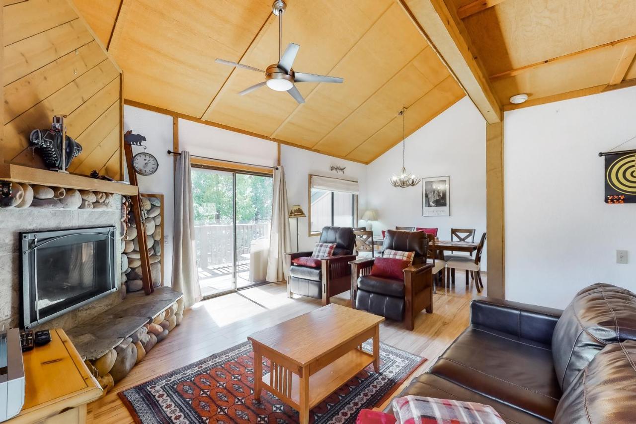 Sierra Swiss Chalet شيفير ليك المظهر الخارجي الصورة