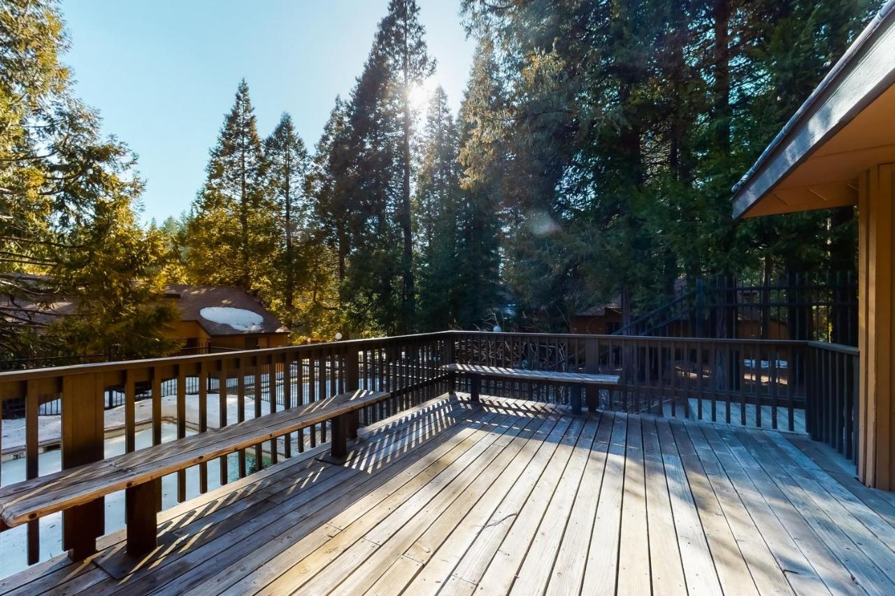 Sierra Swiss Chalet شيفير ليك المظهر الخارجي الصورة